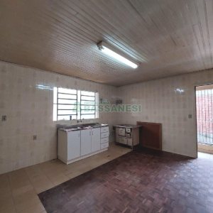 Casa com 180m², 3 dormitórios, 2 vagas, no bairro Rio Branco em Caxias do Sul para Alugar