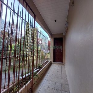 Casa com 180m², 3 dormitórios, 2 vagas, no bairro Rio Branco em Caxias do Sul para Alugar