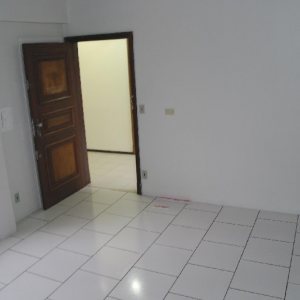 Sala com 21m², no bairro Centro em Caxias do Sul para Alugar