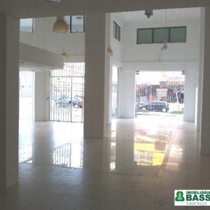 Loja com 272m², no bairro São Pelegrino em Caxias do Sul para Comprar