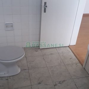 Sala com 42m², no bairro Centro em Caxias do Sul para Alugar