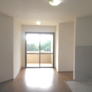 Apartamento com 50m², 1 dormitório, 1 vaga, no bairro Lourdes em Caxias do Sul para Alugar