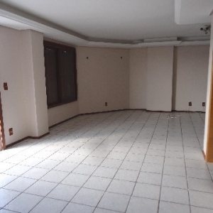 Apto/Cobertura com 276m², 3 dormitórios, 2 vagas, no bairro Sagrada Família em Caxias do Sul para Comprar