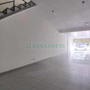 Loja com 120m², no bairro Centro em Caxias do Sul para Alugar