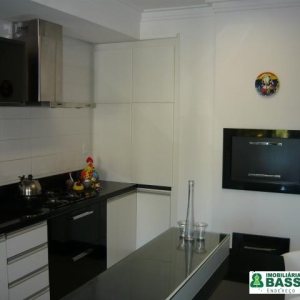 Apartamento com 123m², 3 dormitórios, 2 vagas, no bairro Centro em Caxias do Sul para Comprar
