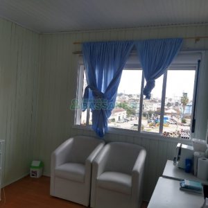 Casa Comercial com 120m², 5 dormitórios, 2 vagas, no bairro Madureira em Caxias do Sul para Comprar