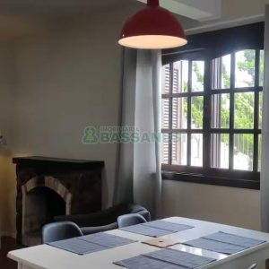 Sobrado com 105m², 3 dormitórios, 1 vaga, no bairro Santa Catarina em Caxias do Sul para Alugar