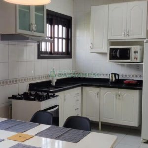 Sobrado com 105m², 3 dormitórios, 1 vaga, no bairro Santa Catarina em Caxias do Sul para Alugar