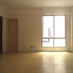 Sala com 30m², no bairro Centro em Caxias do Sul para Alugar