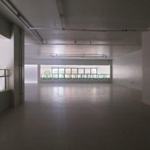Loja com 451m², 2 vagas, no bairro Centro em Caxias do Sul para Alugar