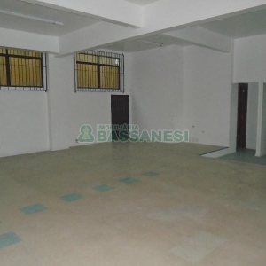 Loja com 370m², no bairro Lourdes em Caxias do Sul para Alugar