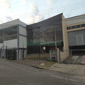 Pavilhão com 490m², no bairro Sanvitto em Caxias do Sul para Alugar