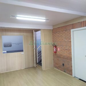 Pavilhão com 490m², no bairro Sanvitto em Caxias do Sul para Alugar