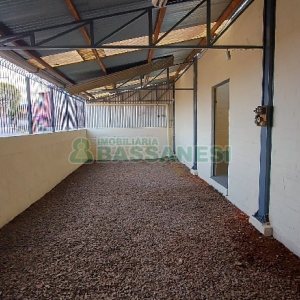 Pavilhão com 817m², no bairro Presidente Vargas em Caxias do Sul para Alugar