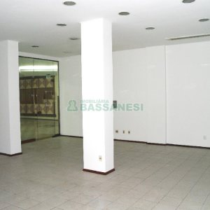 Loja com 116m², no bairro Centro em Caxias do Sul para Alugar