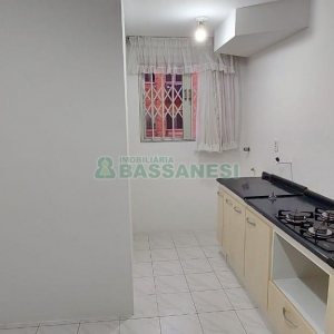 Apartamento com 47m², 2 dormitórios, 1 vaga, no bairro Interlagos em Caxias do Sul para Comprar