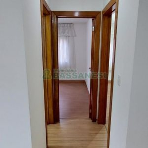 Apartamento com 47m², 2 dormitórios, 1 vaga, no bairro Interlagos em Caxias do Sul para Comprar