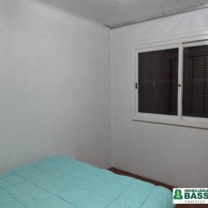 Casa Mobiliada com 250m², 3 dormitórios, 2 vagas, no bairro Medianeira em Caxias do Sul para Alugar