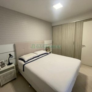 Apartamento com 71m², 3 dormitórios, 2 vagas, no bairro Santa Catarina em Caxias do Sul para Comprar