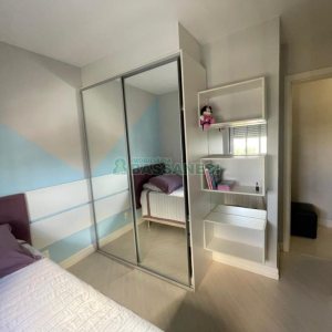 Apartamento com 71m², 3 dormitórios, 2 vagas, no bairro Santa Catarina em Caxias do Sul para Comprar