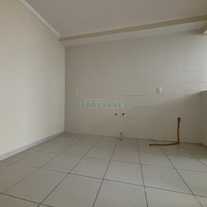 Apartamento com 62m², 1 dormitório, 1 vaga, no bairro Lourdes em Caxias do Sul para Alugar