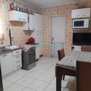 Apartamento com 74m², 2 dormitórios, 1 vaga, no bairro Medianeira em Caxias do Sul para Comprar