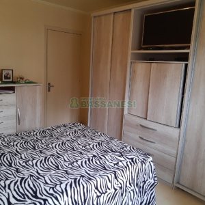 Apartamento com 74m², 2 dormitórios, 1 vaga, no bairro Medianeira em Caxias do Sul para Comprar