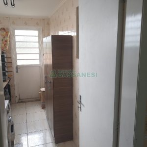 Apartamento com 74m², 2 dormitórios, 1 vaga, no bairro Medianeira em Caxias do Sul para Comprar