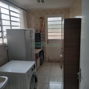 Apartamento com 74m², 2 dormitórios, 1 vaga, no bairro Medianeira em Caxias do Sul para Comprar