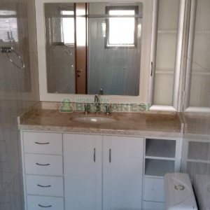 Apartamento com 88m², 2 dormitórios, 2 vagas, no bairro Sagrada Família em Caxias do Sul para Alugar
