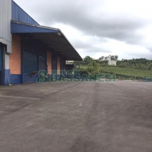 Pavilhão com 6000m², no bairro Nossa Senhora das Graças em Caxias do Sul para Alugar