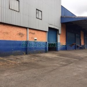 Pavilhão com 6000m², no bairro Nossa Senhora das Graças em Caxias do Sul para Alugar
