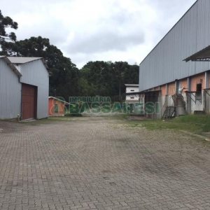 Pavilhão com 6000m², no bairro Nossa Senhora das Graças em Caxias do Sul para Alugar