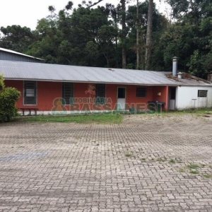 Pavilhão com 6000m², no bairro Nossa Senhora das Graças em Caxias do Sul para Alugar