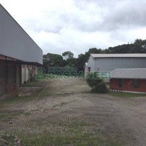 Pavilhão com 6000m², no bairro Nossa Senhora das Graças em Caxias do Sul para Alugar