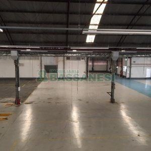 Pavilhão com 6000m², no bairro Nossa Senhora das Graças em Caxias do Sul para Alugar