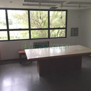 Pavilhão com 6000m², no bairro Nossa Senhora das Graças em Caxias do Sul para Alugar