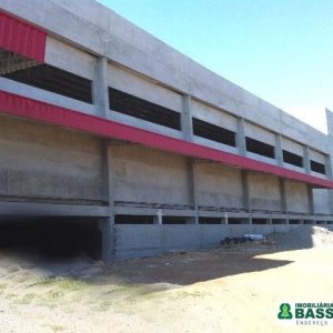 Pavilhão com 5751m², no bairro Santa Fé em Caxias do Sul para Alugar