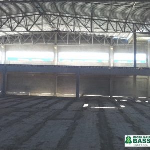Pavilhão com 5751m², no bairro Santa Fé em Caxias do Sul para Alugar