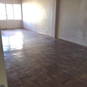 Sala com 60m², no bairro Centro em Caxias do Sul para Alugar ou Comprar