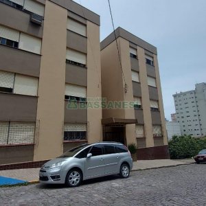 Apto Mobiliado com 130m², 4 dormitórios, 1 vaga, no bairro Centro em Caxias do Sul para Alugar