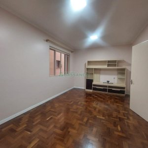 Apto Mobiliado com 130m², 4 dormitórios, 1 vaga, no bairro Centro em Caxias do Sul para Alugar
