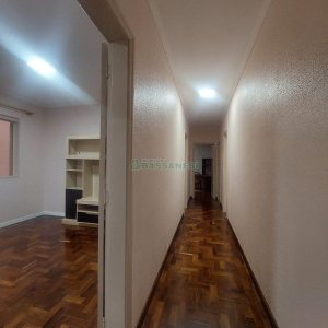 Apto Mobiliado com 130m², 4 dormitórios, 1 vaga, no bairro Centro em Caxias do Sul para Alugar
