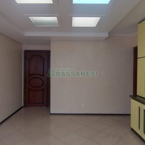Casa com 180m², 4 dormitórios, 1 vaga, no bairro Sagrada Família em Caxias do Sul para Alugar