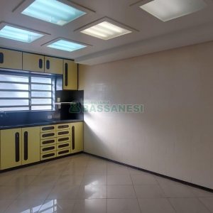 Casa com 180m², 4 dormitórios, 1 vaga, no bairro Sagrada Família em Caxias do Sul para Alugar