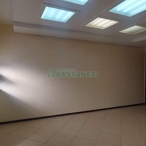 Casa com 180m², 4 dormitórios, 1 vaga, no bairro Sagrada Família em Caxias do Sul para Alugar