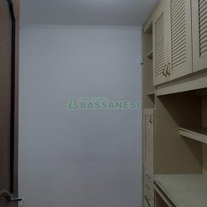 Casa com 180m², 4 dormitórios, 1 vaga, no bairro Sagrada Família em Caxias do Sul para Alugar