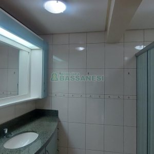 Casa com 180m², 4 dormitórios, 1 vaga, no bairro Sagrada Família em Caxias do Sul para Alugar