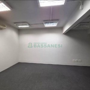 Loja com 158m², no bairro Centro em Caxias do Sul para Alugar