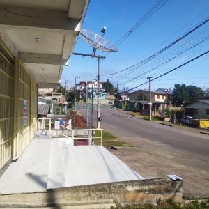 Loja com 220m², no bairro Charqueadas em Caxias do Sul para Alugar